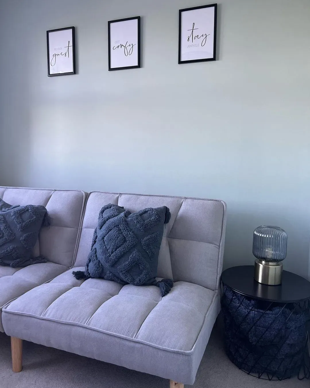 Dulux 45GY 55/052 living room interior