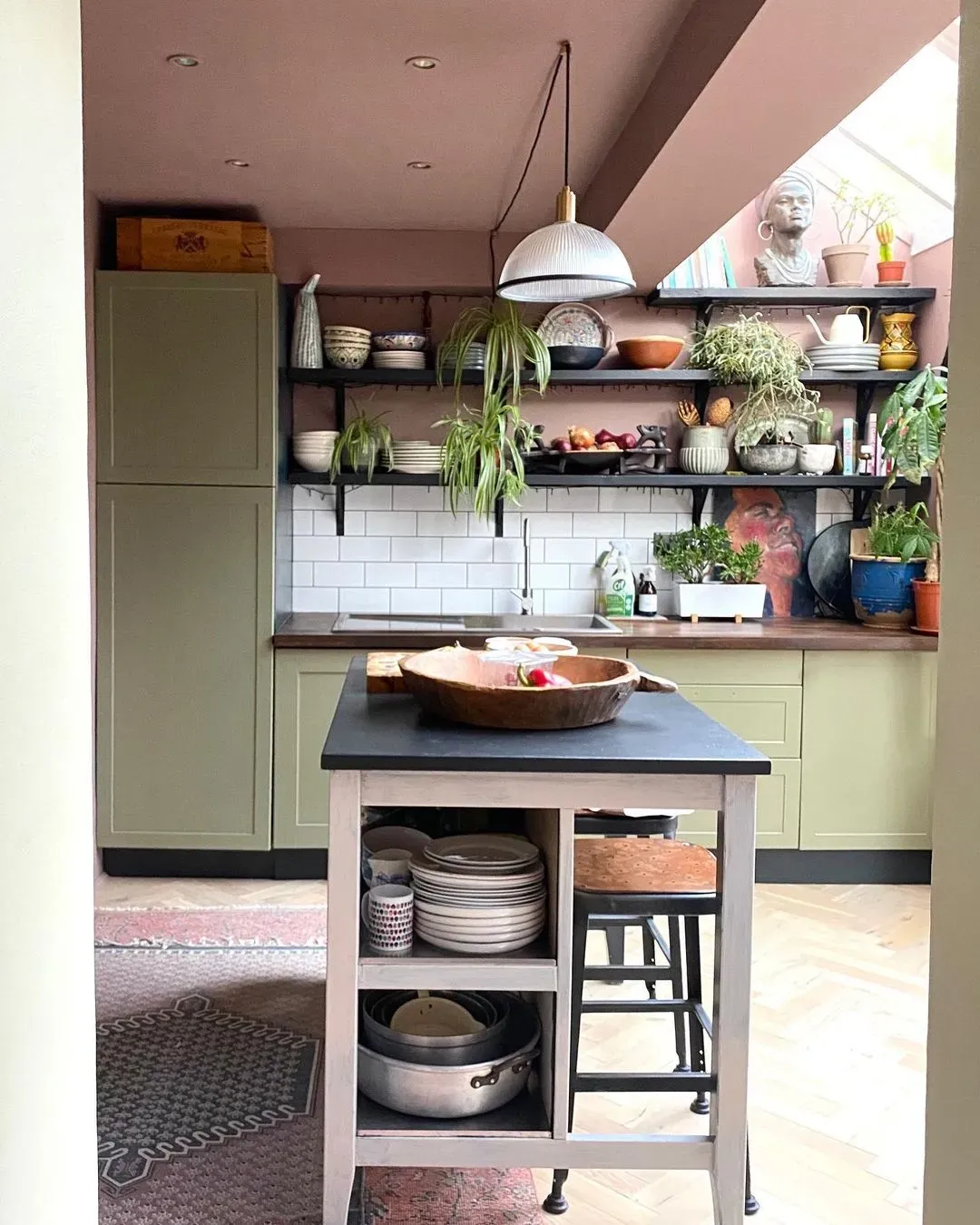 Treron kitchen cabinets interior