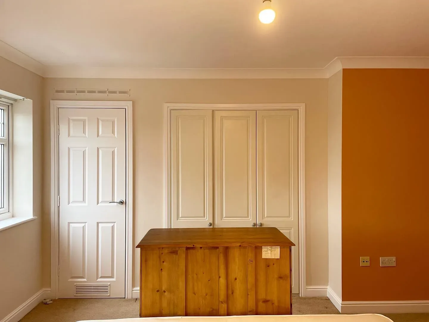 Dulux Tuscan Terracotta bedroom paint review