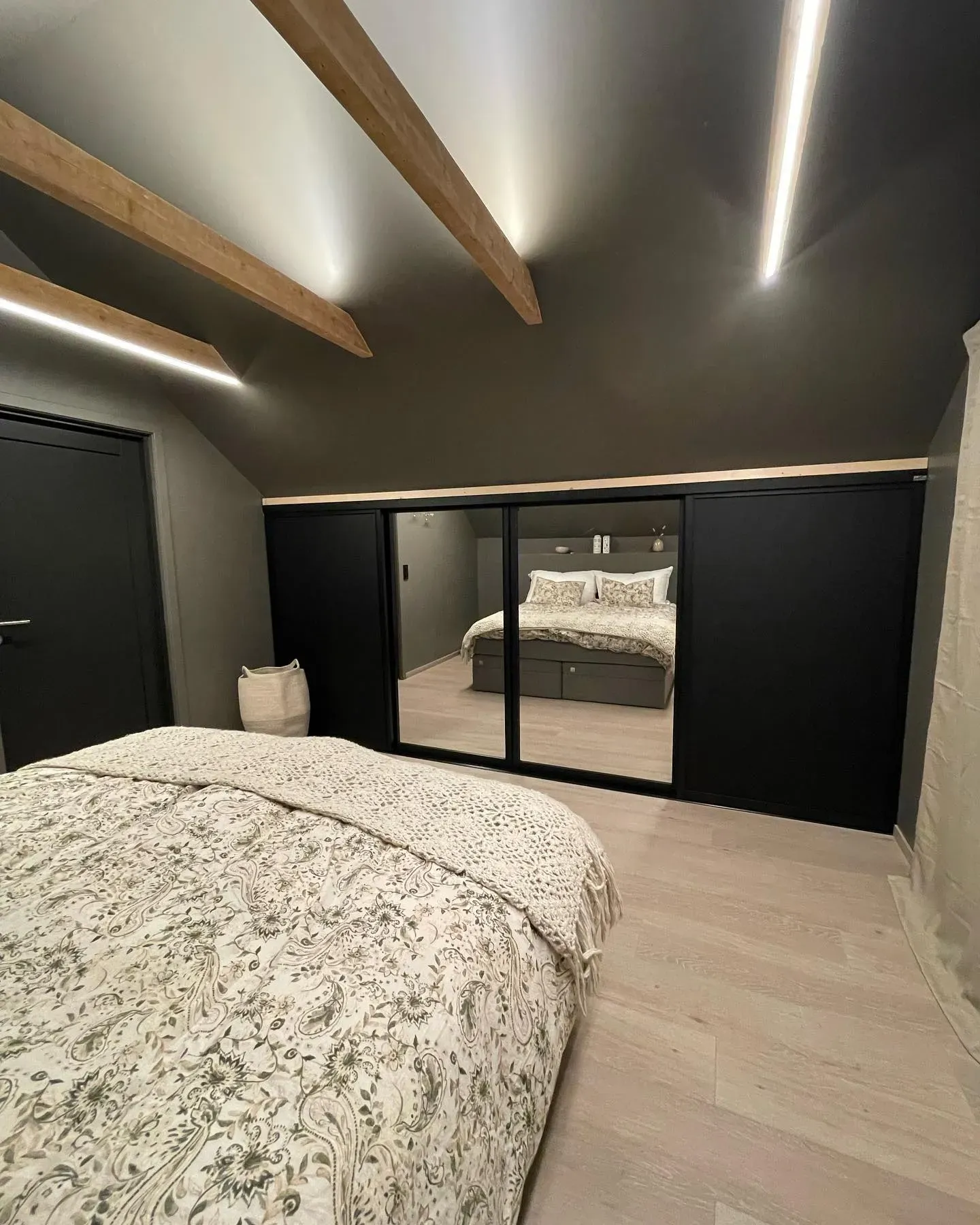 Jotun Sober bedroom interior