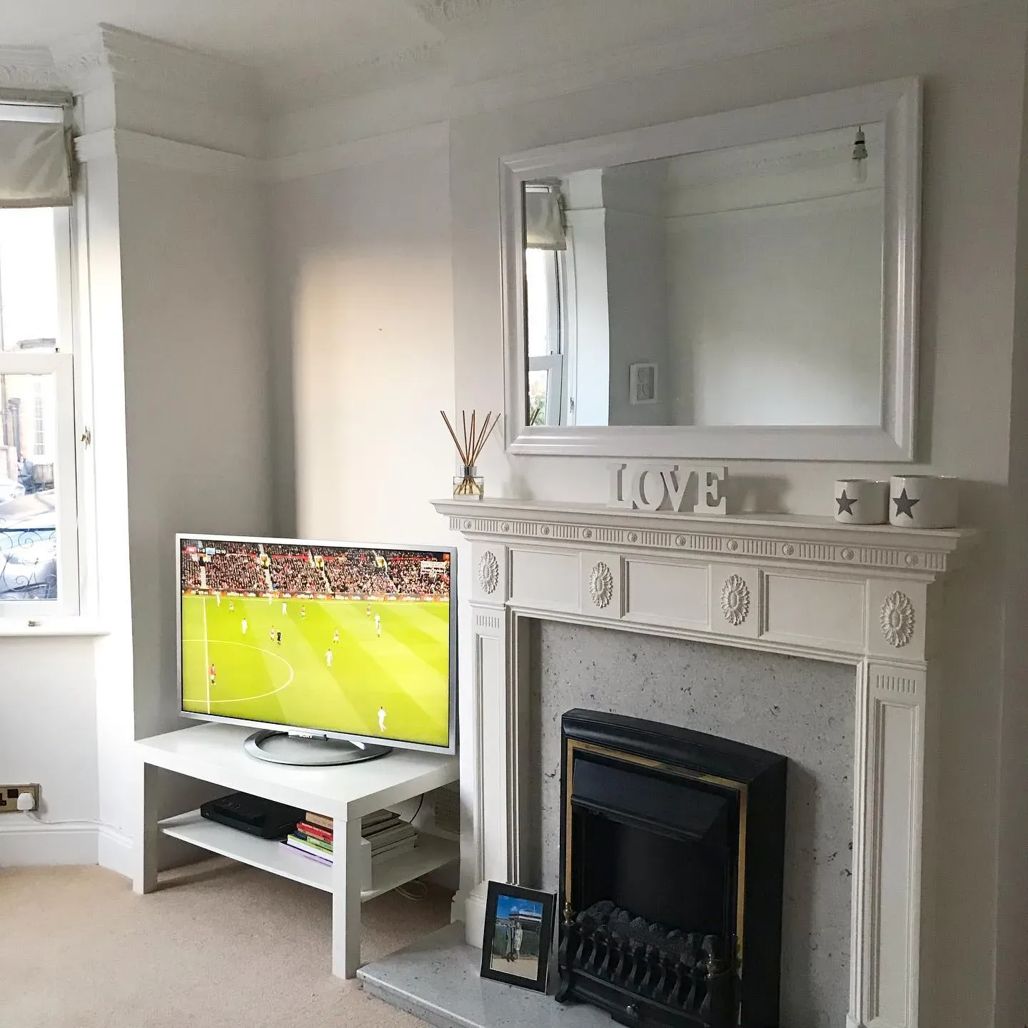 Night Jewels 6 living room interior