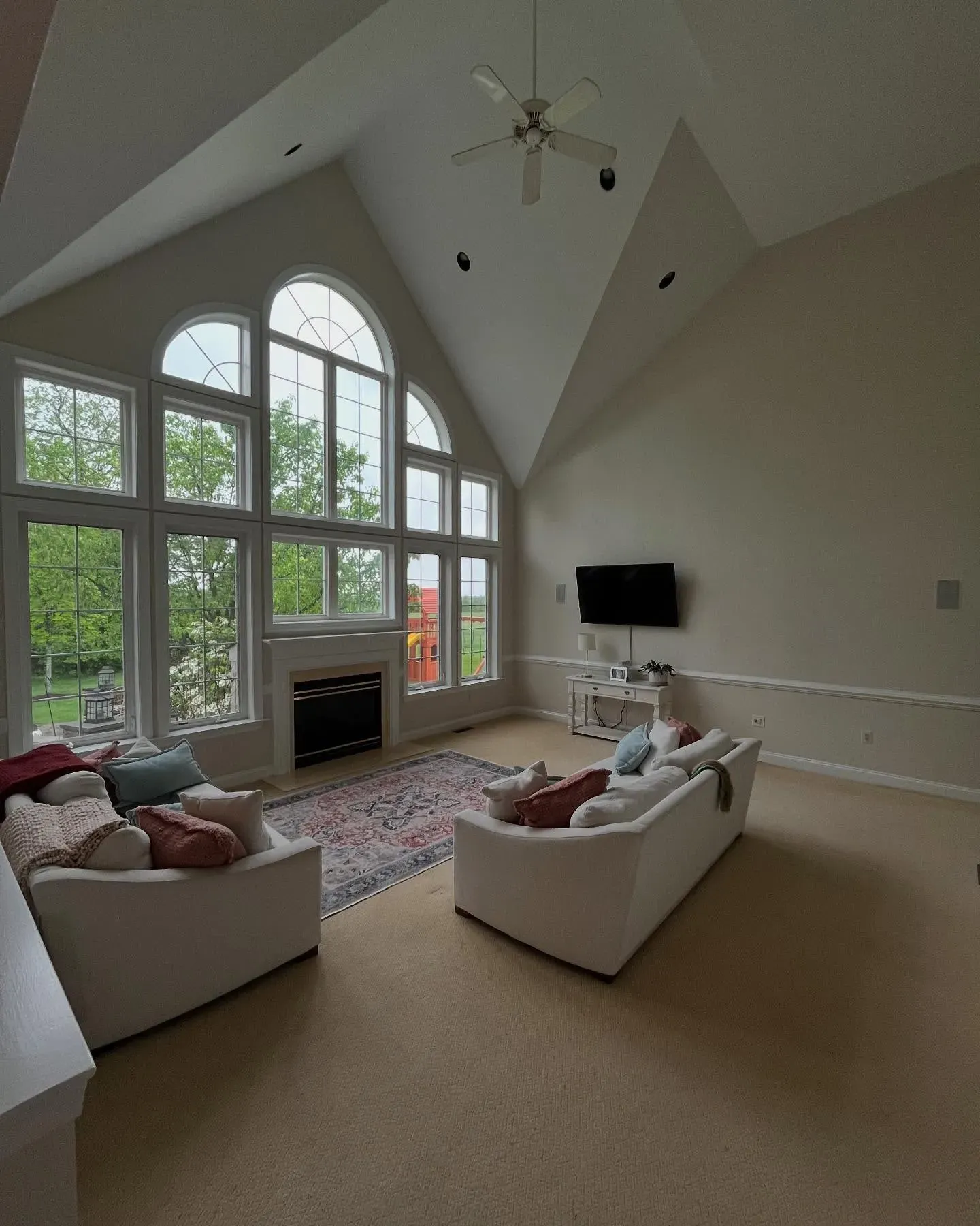 Sherwin Williams SW 9586 living room review